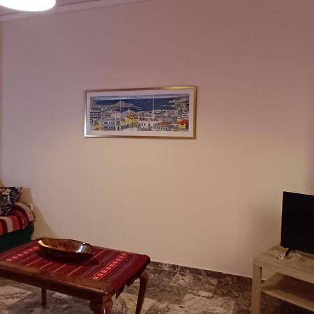 World Explorer Kavala Buitenkant foto